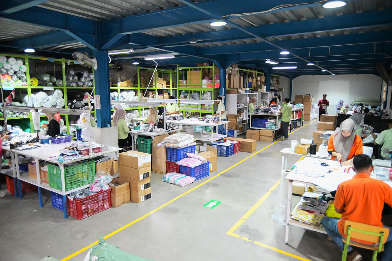 Accessories Warehouse 